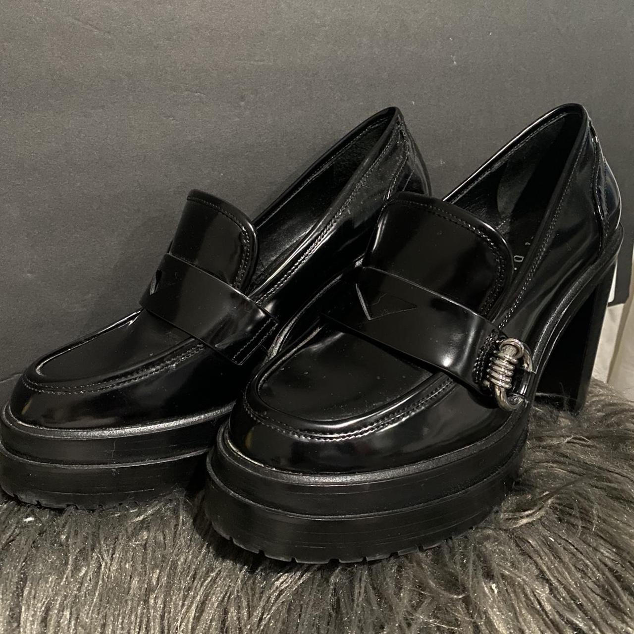 Gianni Bini Women's Black Loafers | Depop