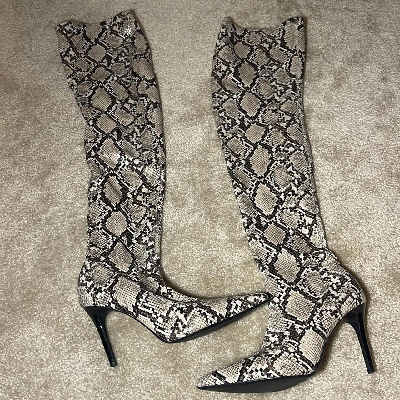 Thigh high snakeskin sale boots mango