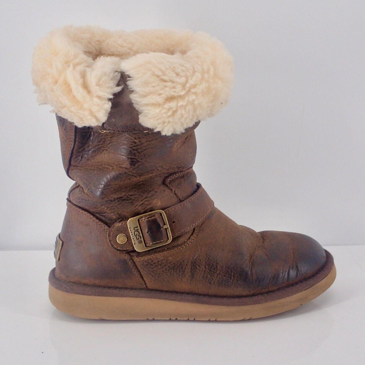 bailey buckle uggs