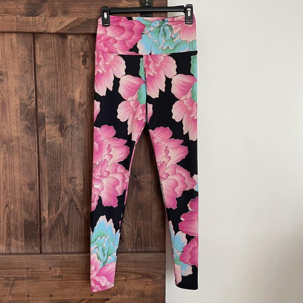 Onzie Hot Yoga Leggings Pink Floral S M Stretch. Depop