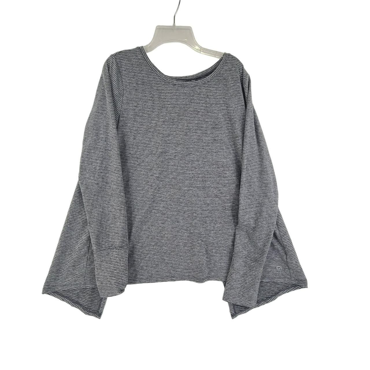 Gap Fit Women's Long Sleeve Breathe Top Gray Size... - Depop