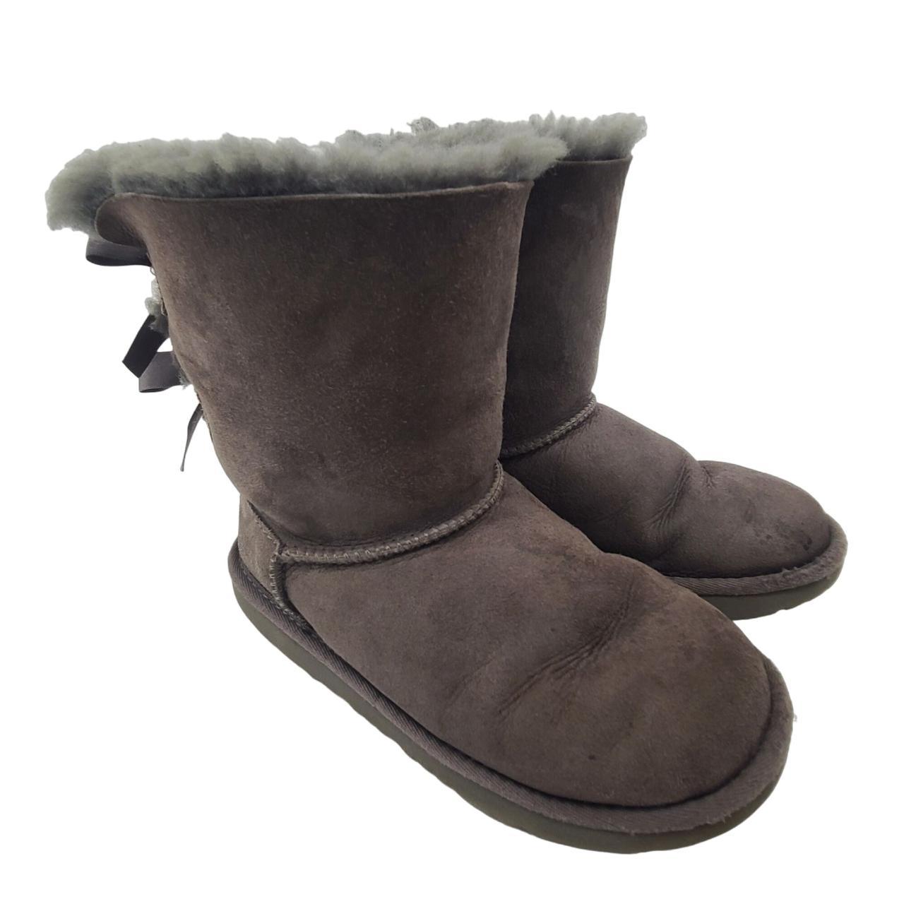 Ugg Bailly Bow II Kids Pull On Suede Boots Gray Size... - Depop