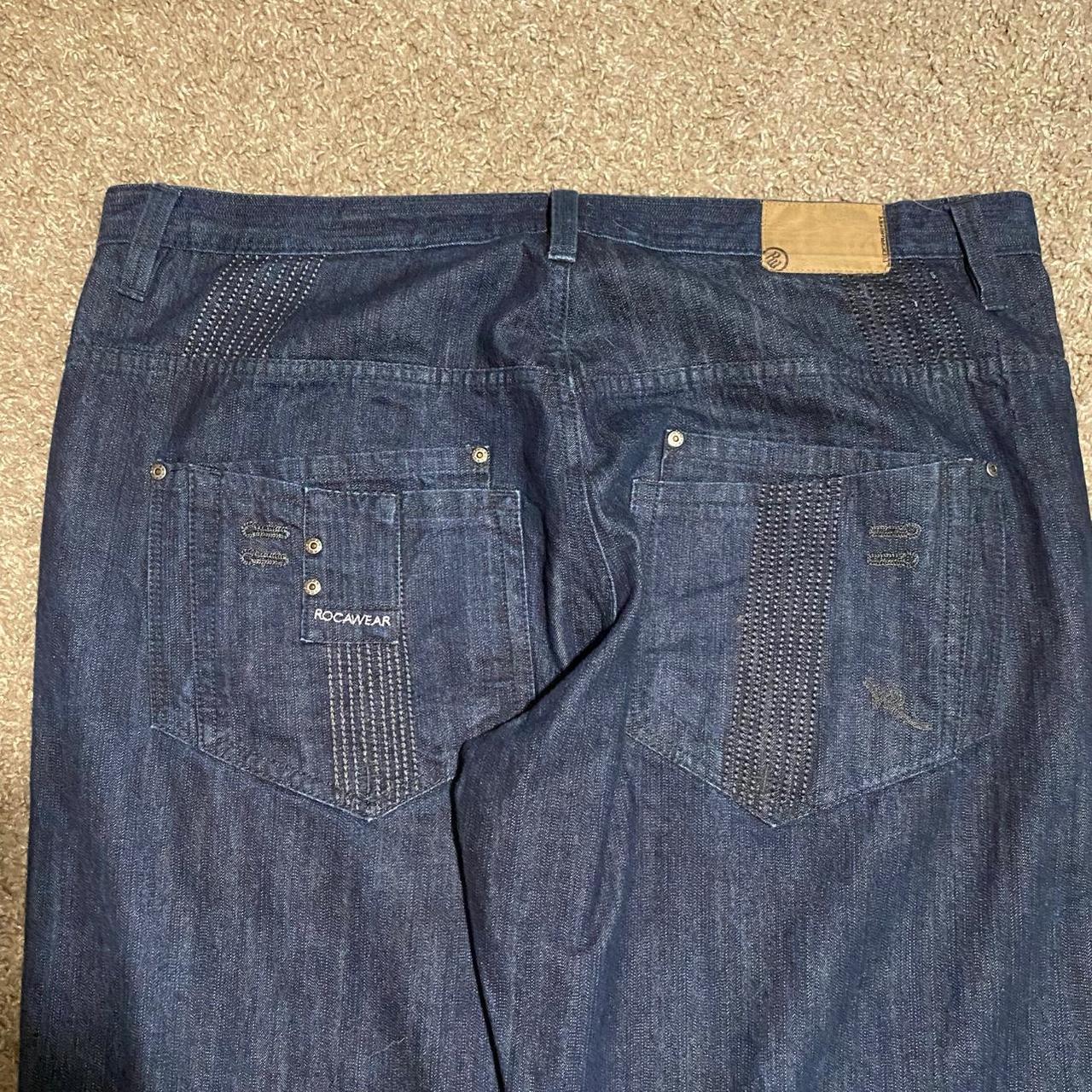item listed by zynry