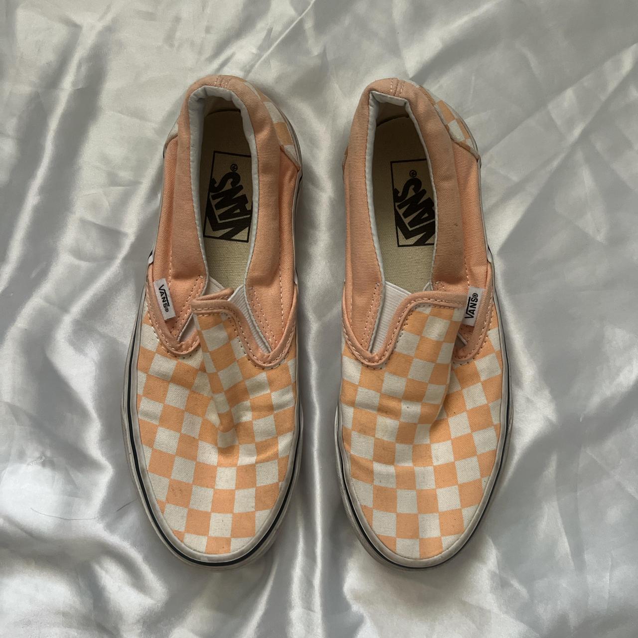 Checkered vans peach best sale