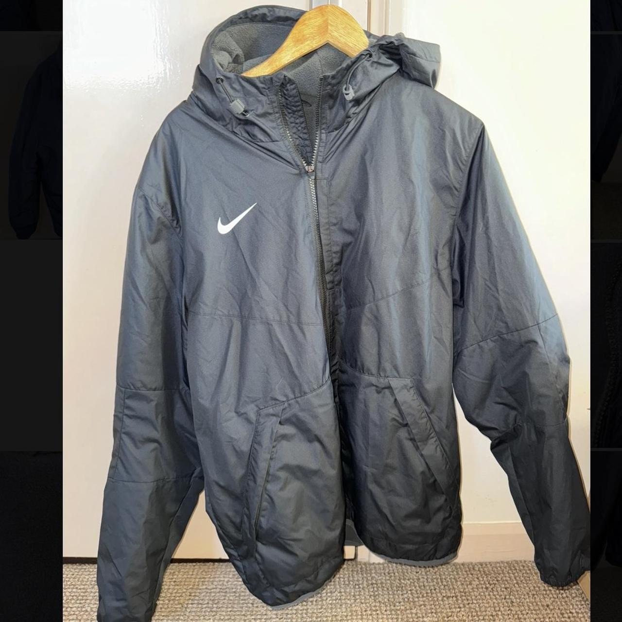 mens black nike waterproof jacket