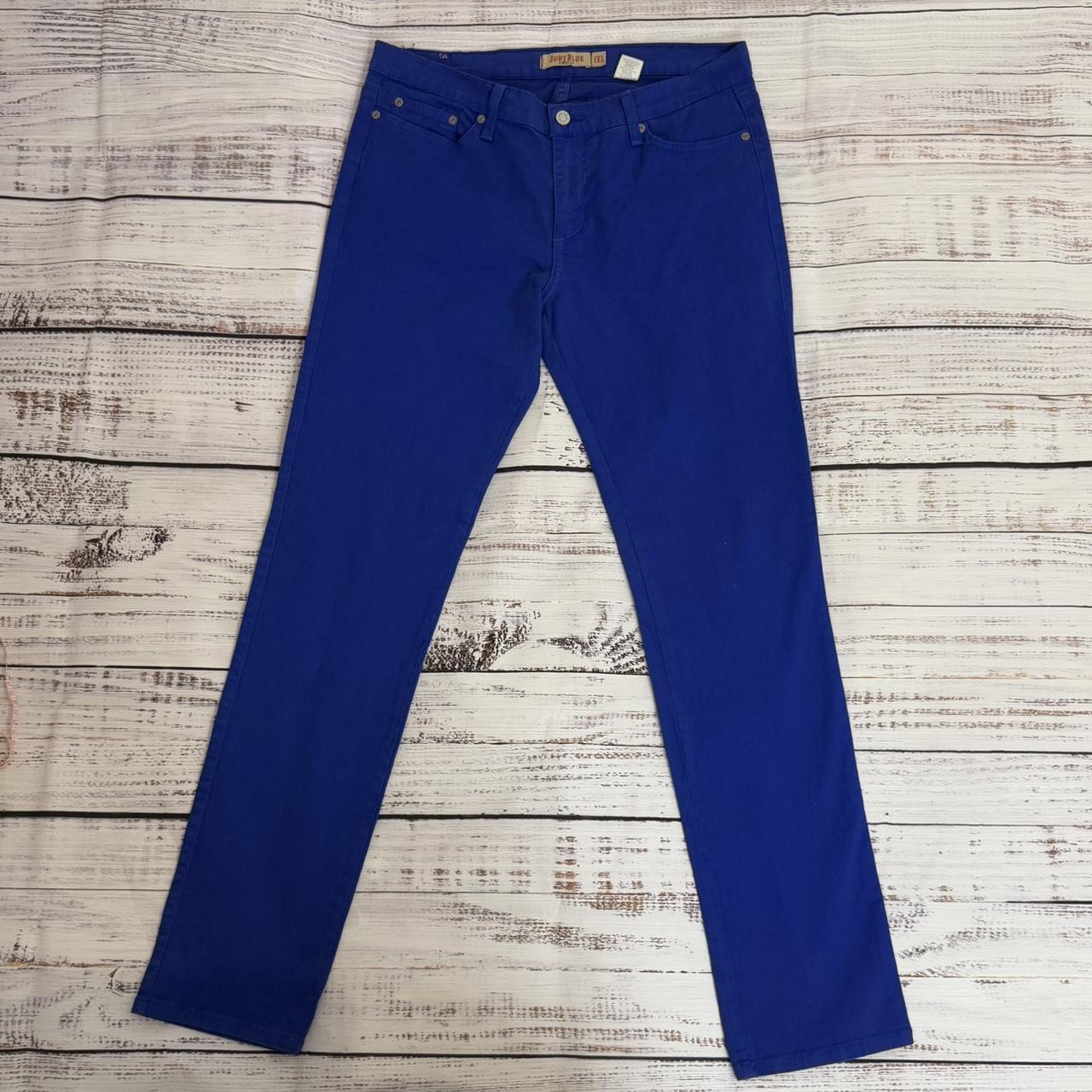 item listed by amr_social
