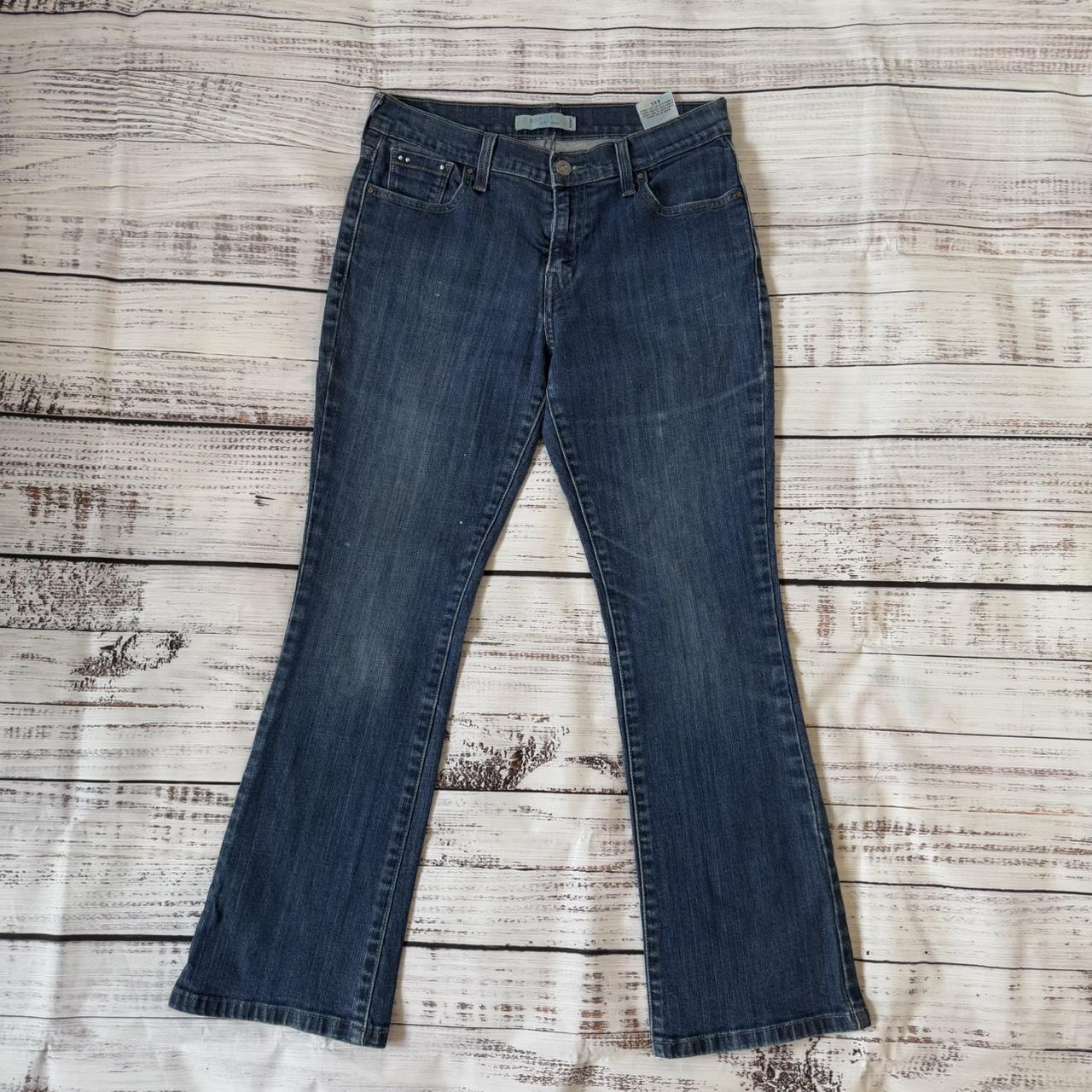 item listed by amr_social