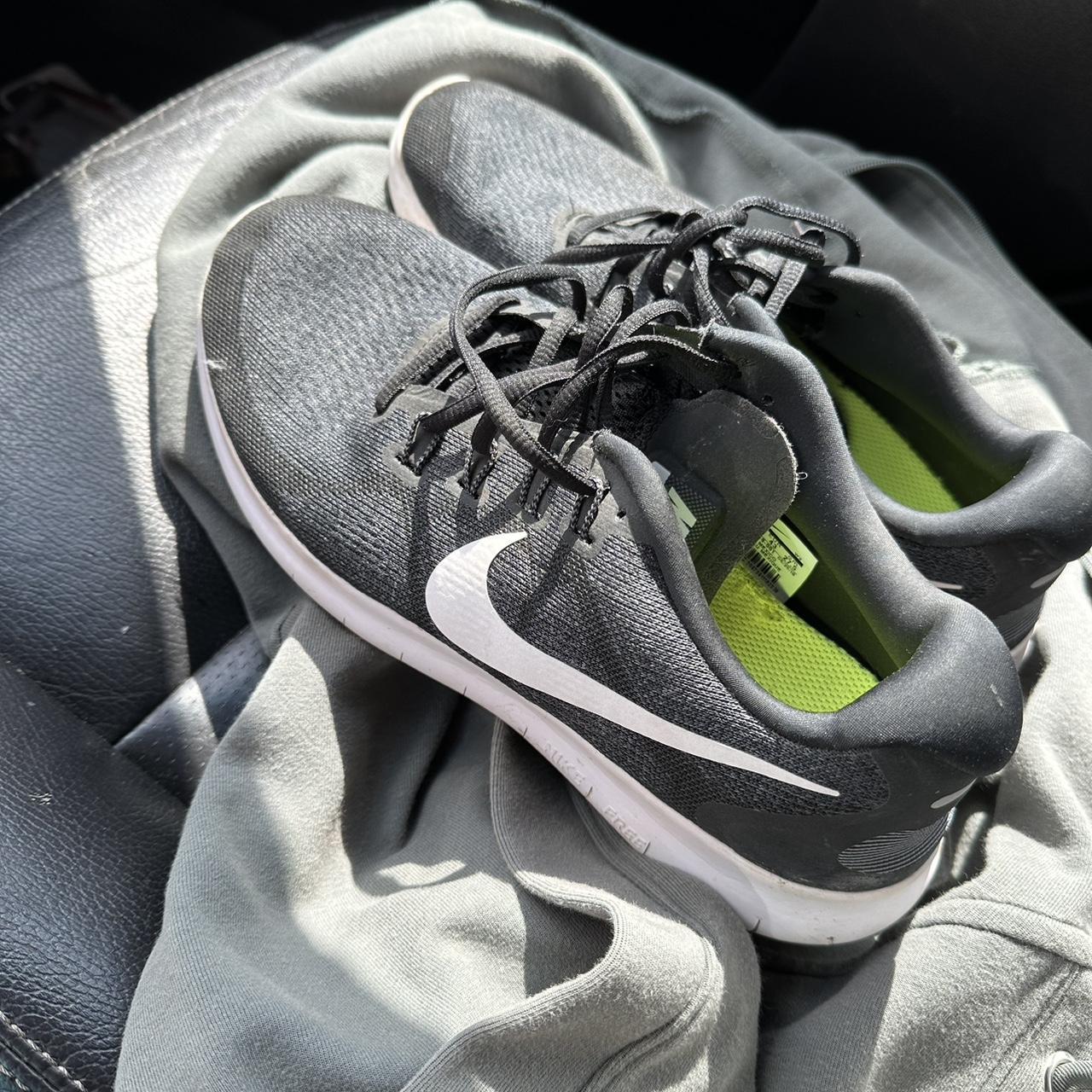 womens size 11 nike shoes