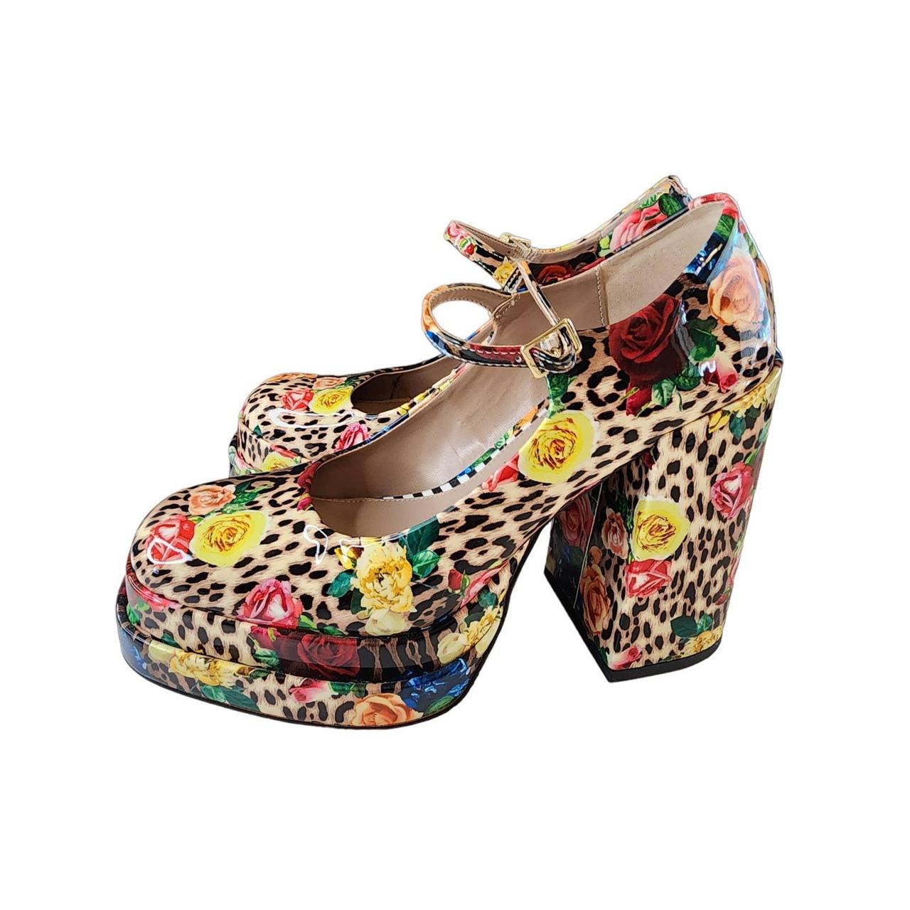 Betsey johnson deals jane pump