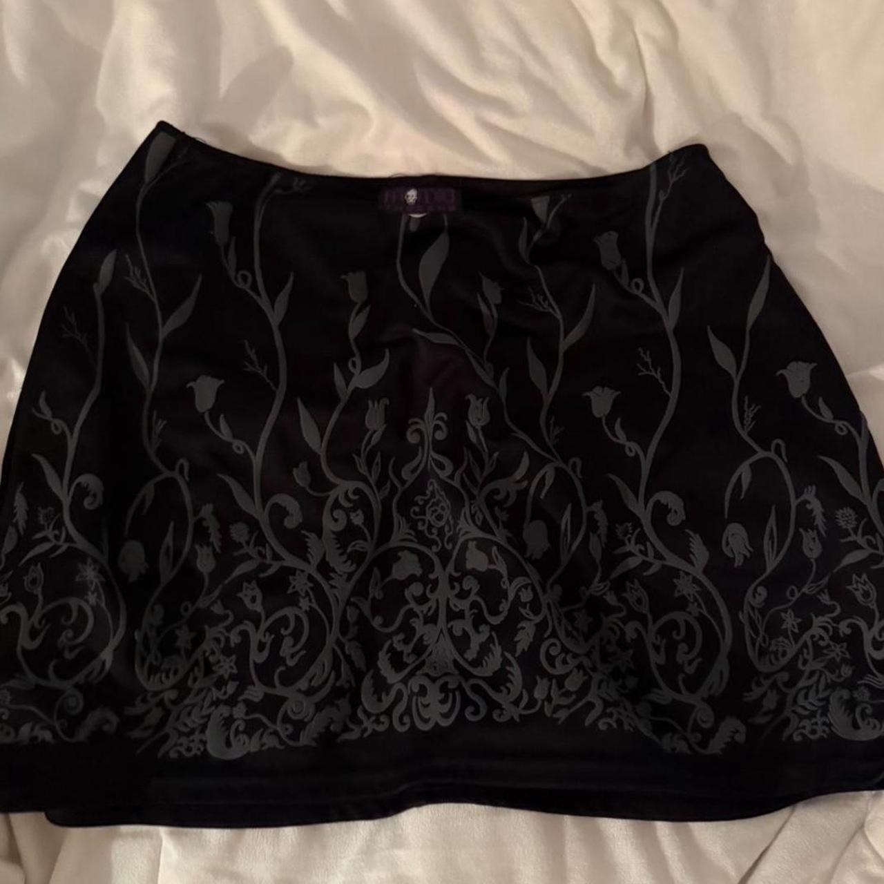 item listed by chloegoated