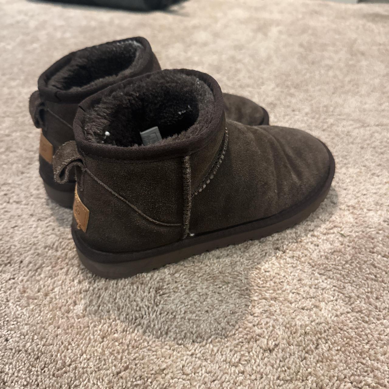 item listed by designerandstreetwear0