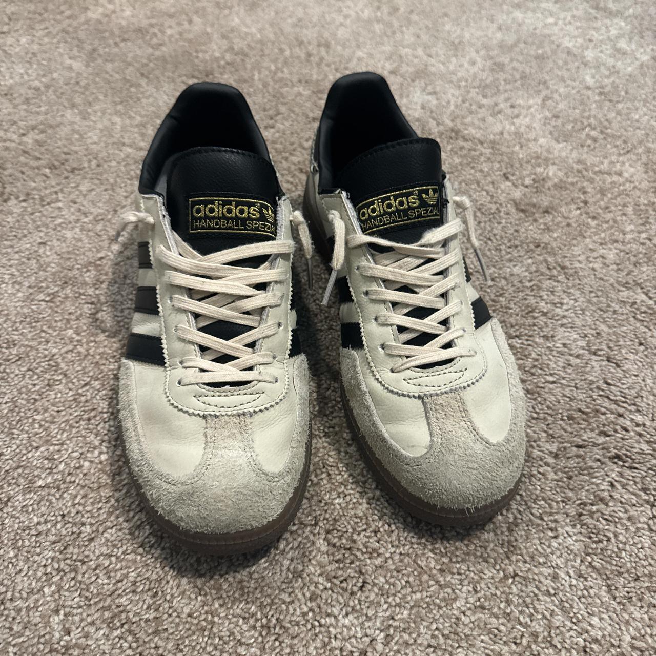 item listed by designerandstreetwear0