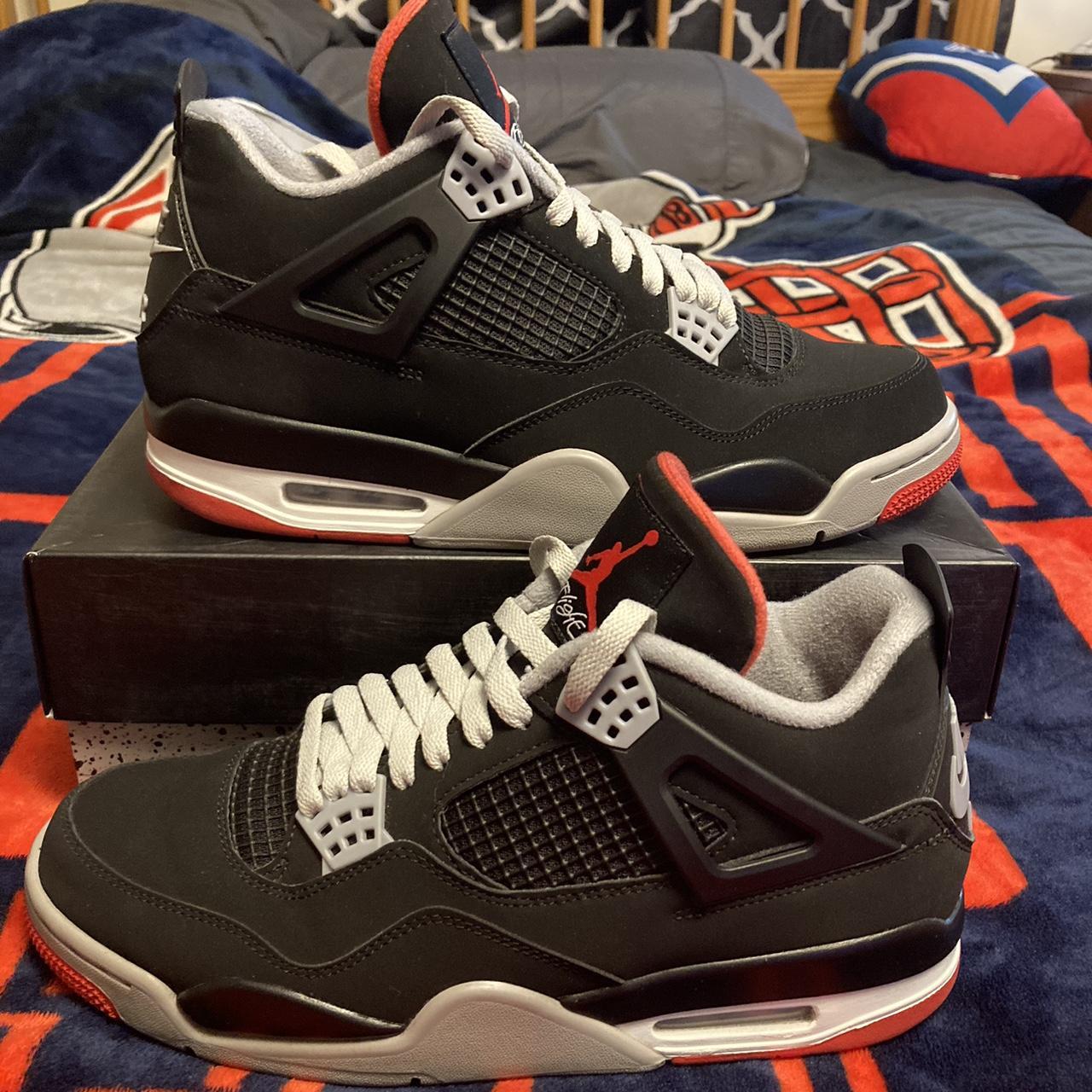 Jordan 4 shop bred size 10.5