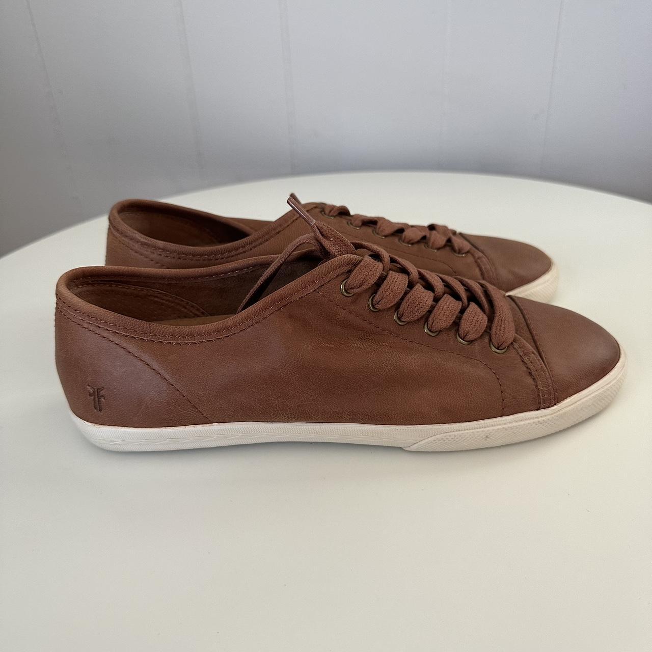 frye lace up sneakers