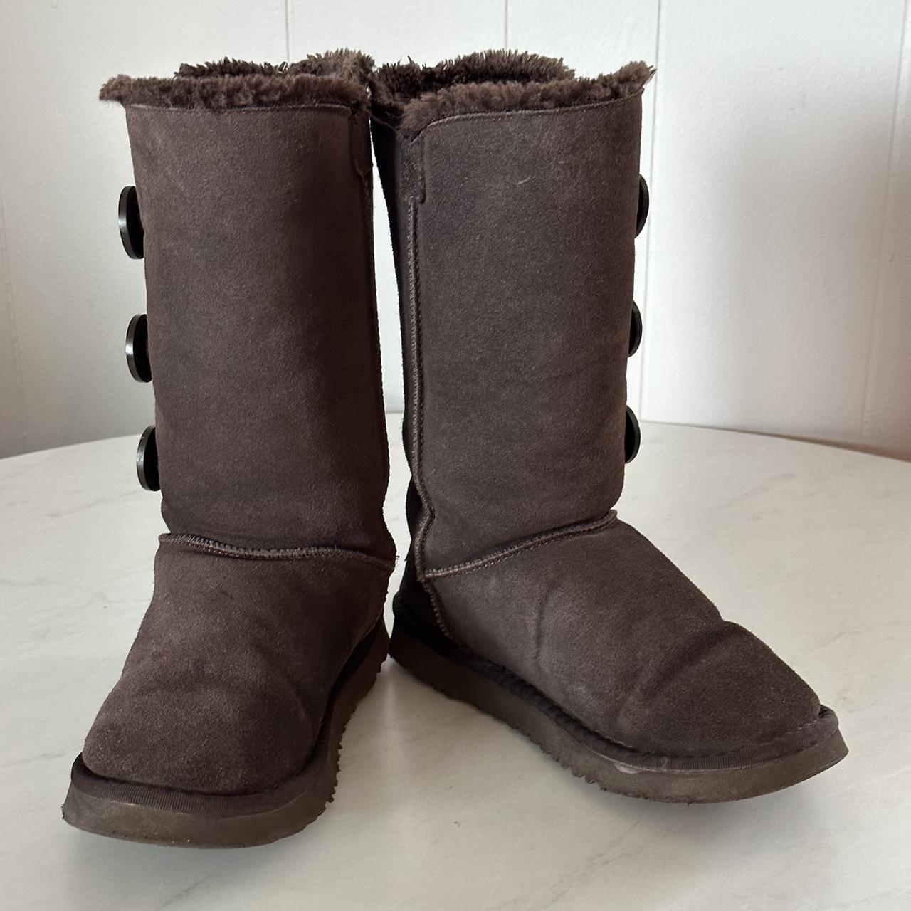 Ugg bailey clearance button chocolate