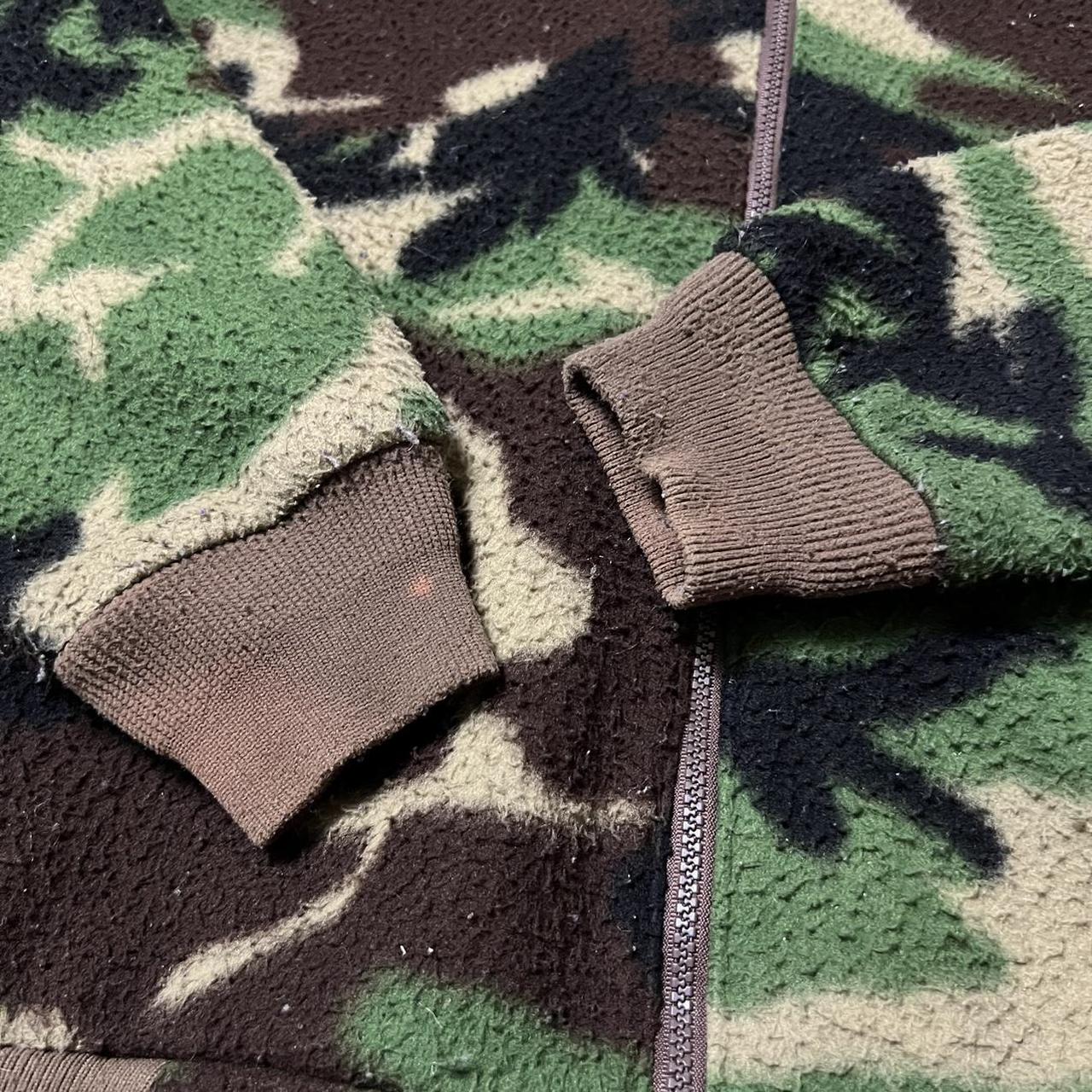 Cabela's Men's Green and Brown Hoodie | Depop