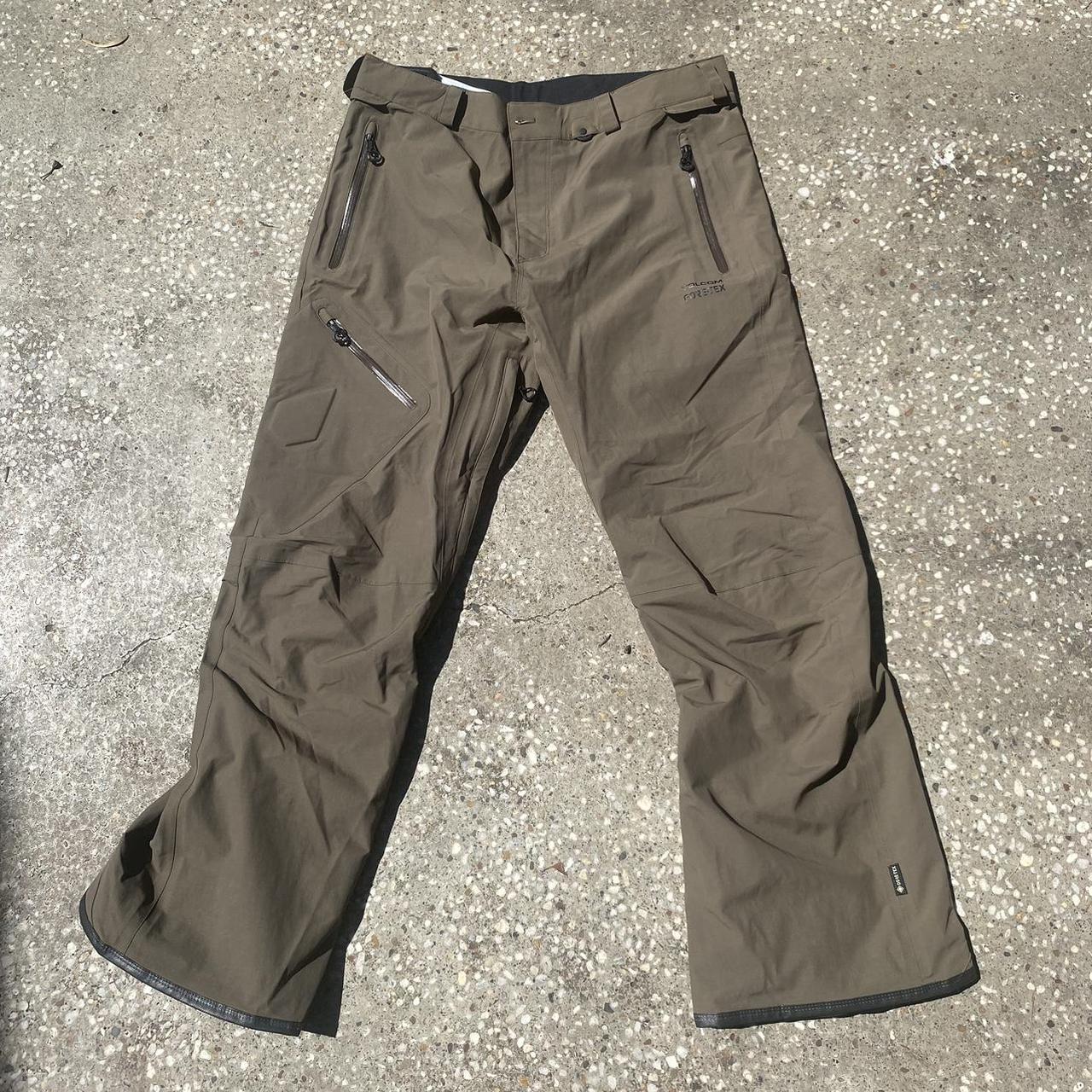 Volcom GORETEX snow pants - retail price $400 - - Depop