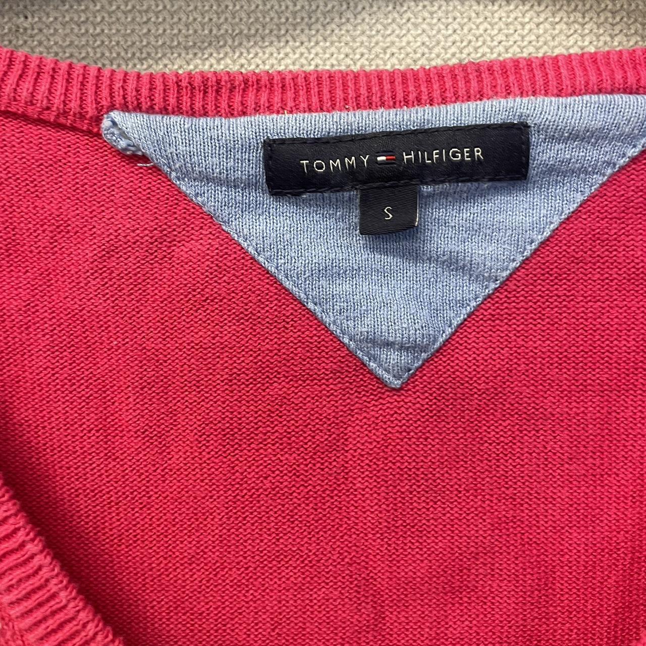 Pink Tommy Hilfiger body fit jumper Size S Would... - Depop