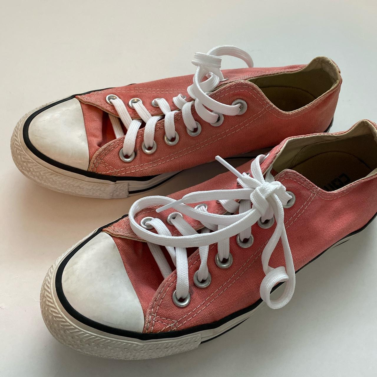 Pink converse size 7 best sale