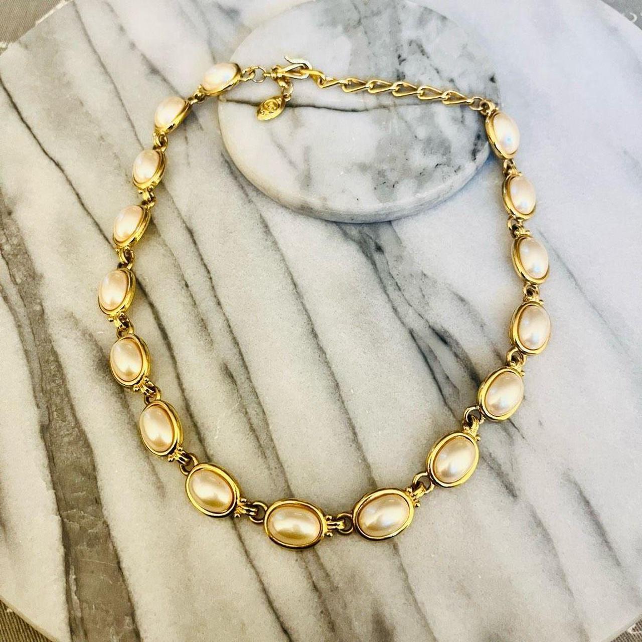 Liz Claiborne selling necklace vintage