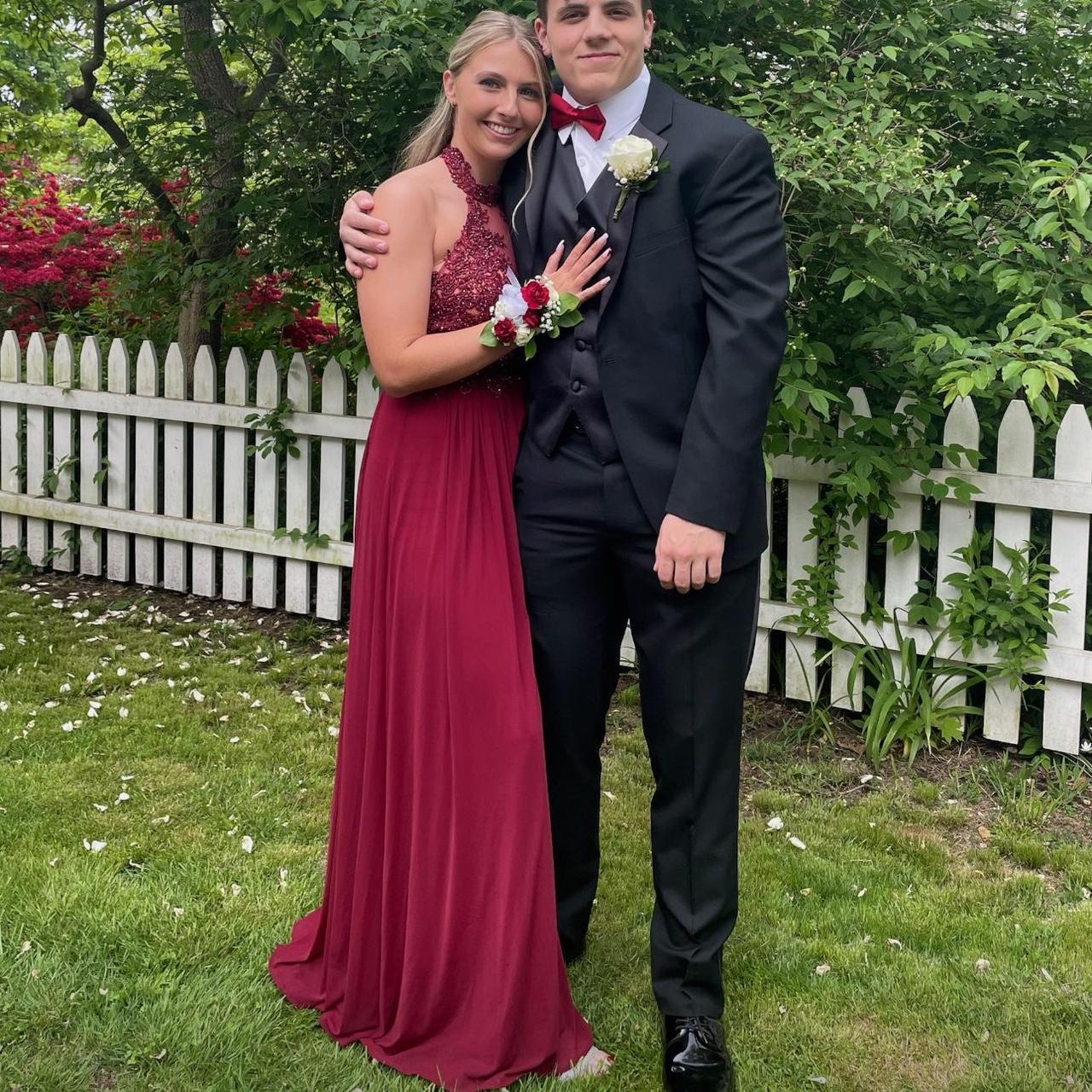 Burgundy red prom dress best sale