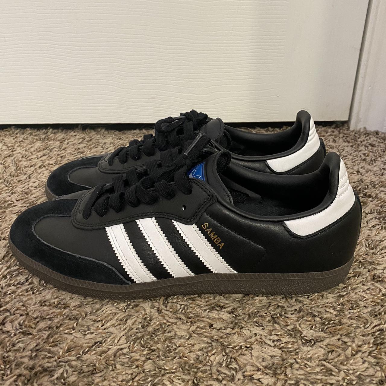 9.5 men’s adidas samba worn these a few times so no... - Depop