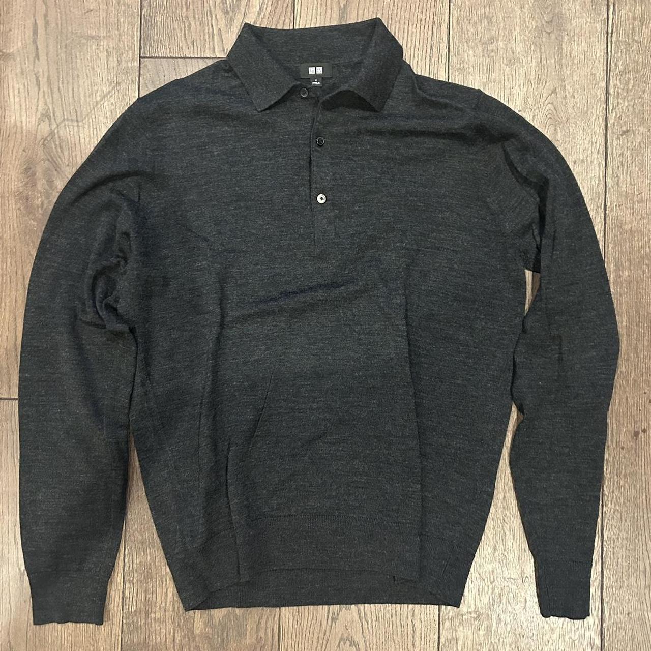 UNIQLO Men's Sweatshirt | Depop