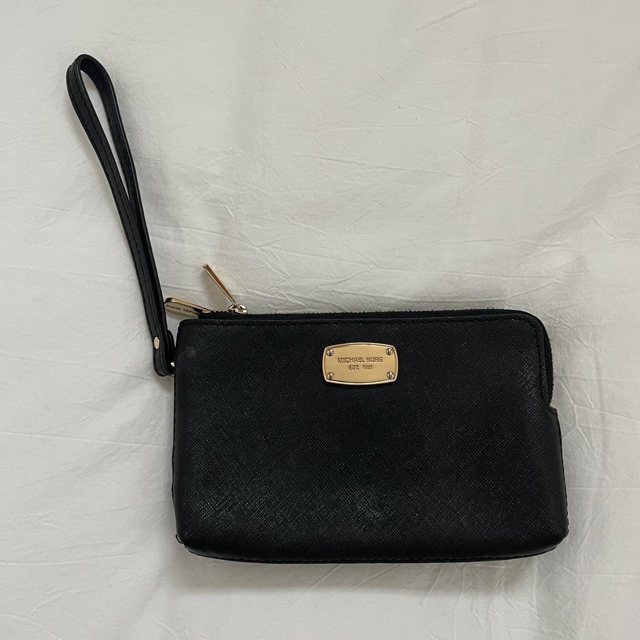 Michael Kors Women's Black Wallet-purses | Depop