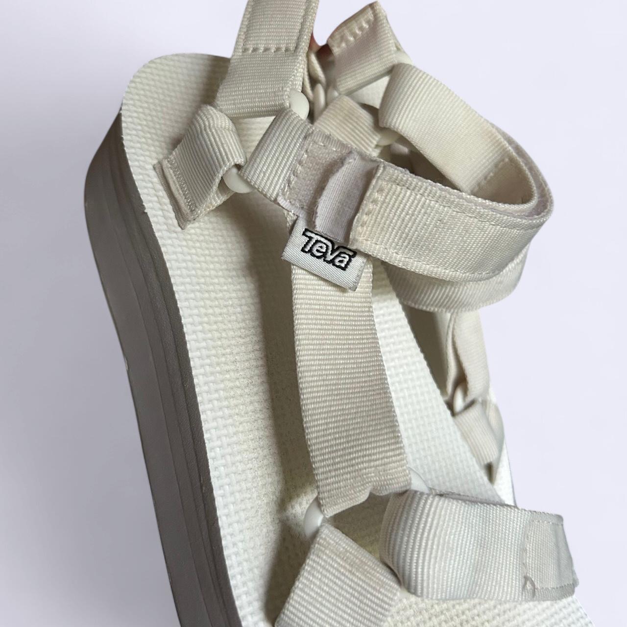 item listed by emmahsmith
