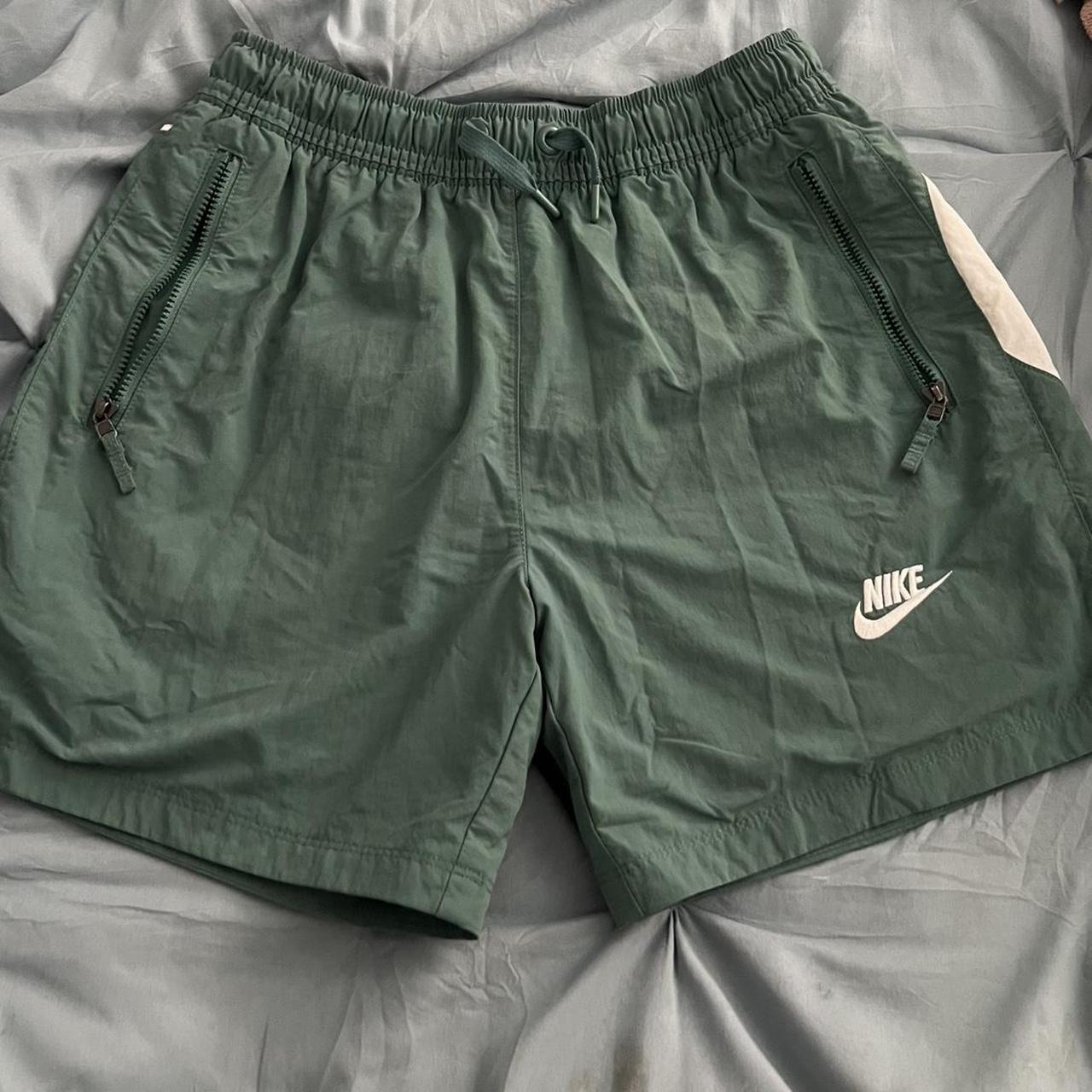 item listed by emmahsmith