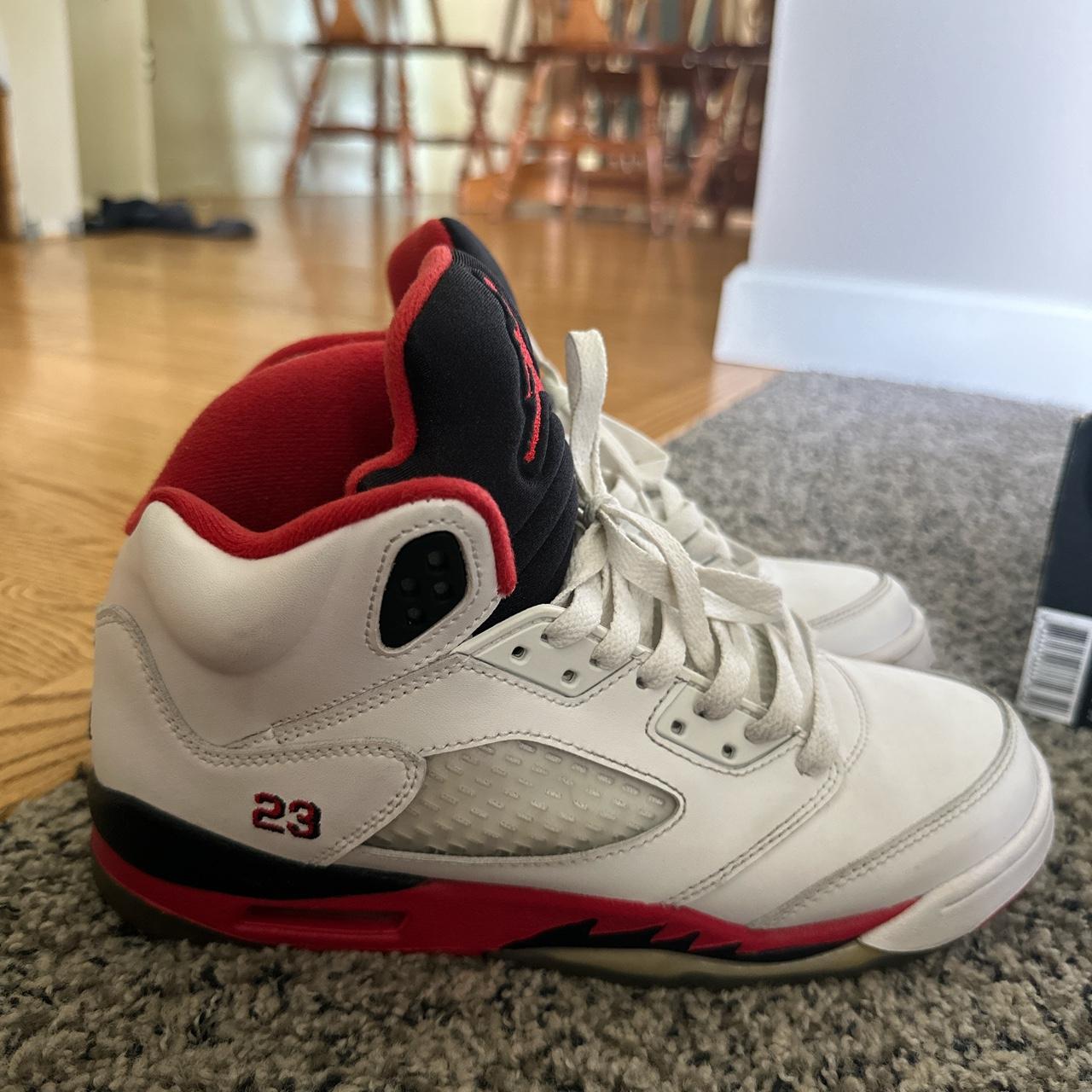 yeezys mens size 6 in women's