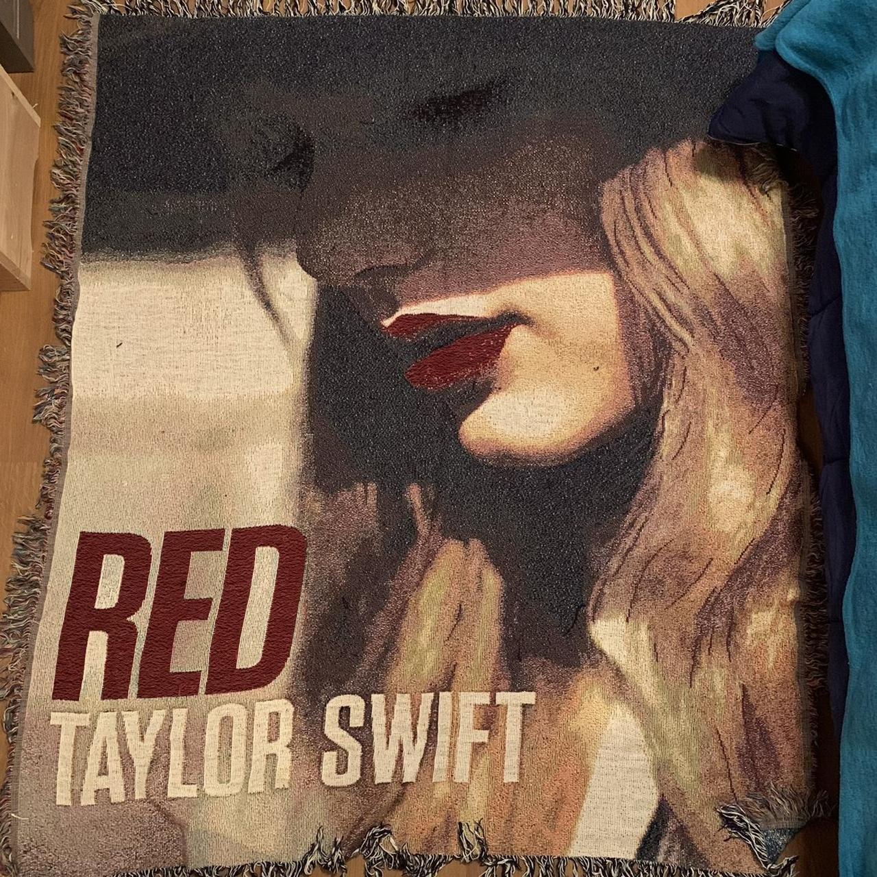 Taylor Swift Red online Tour Blanket