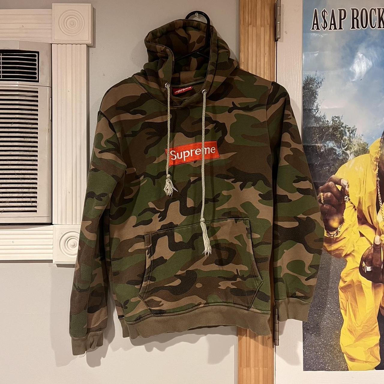 Camo SUPREME hoodie. Size adult small. In good... Depop