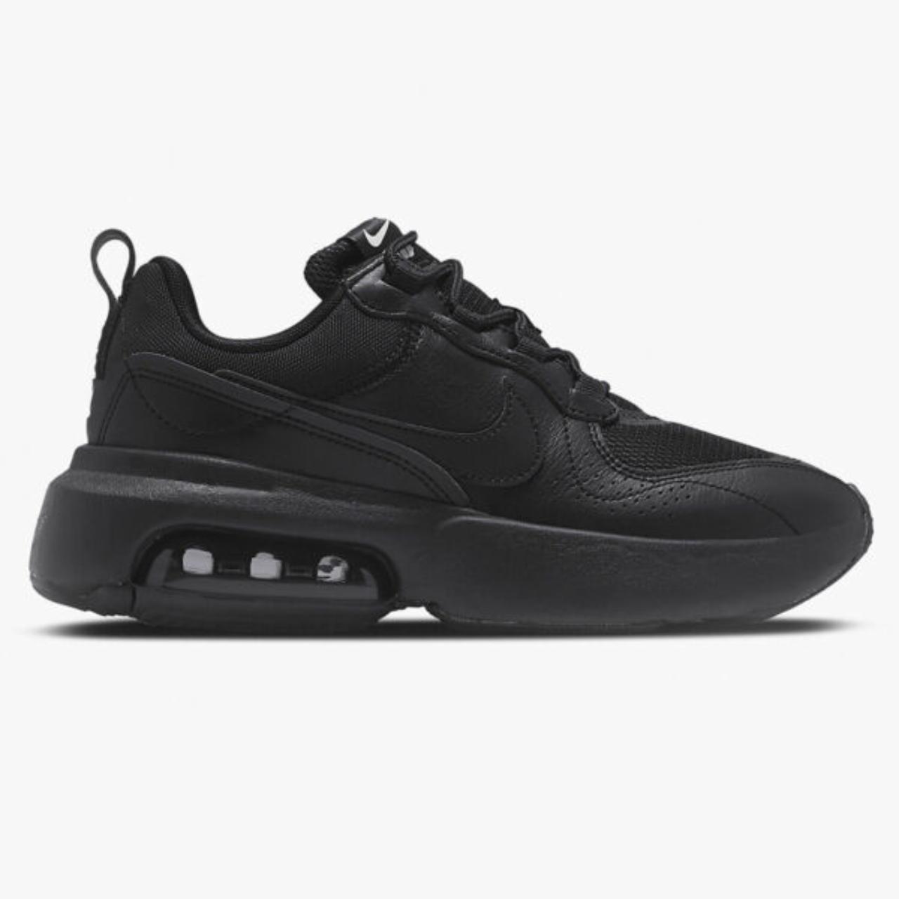 verona nike trainers