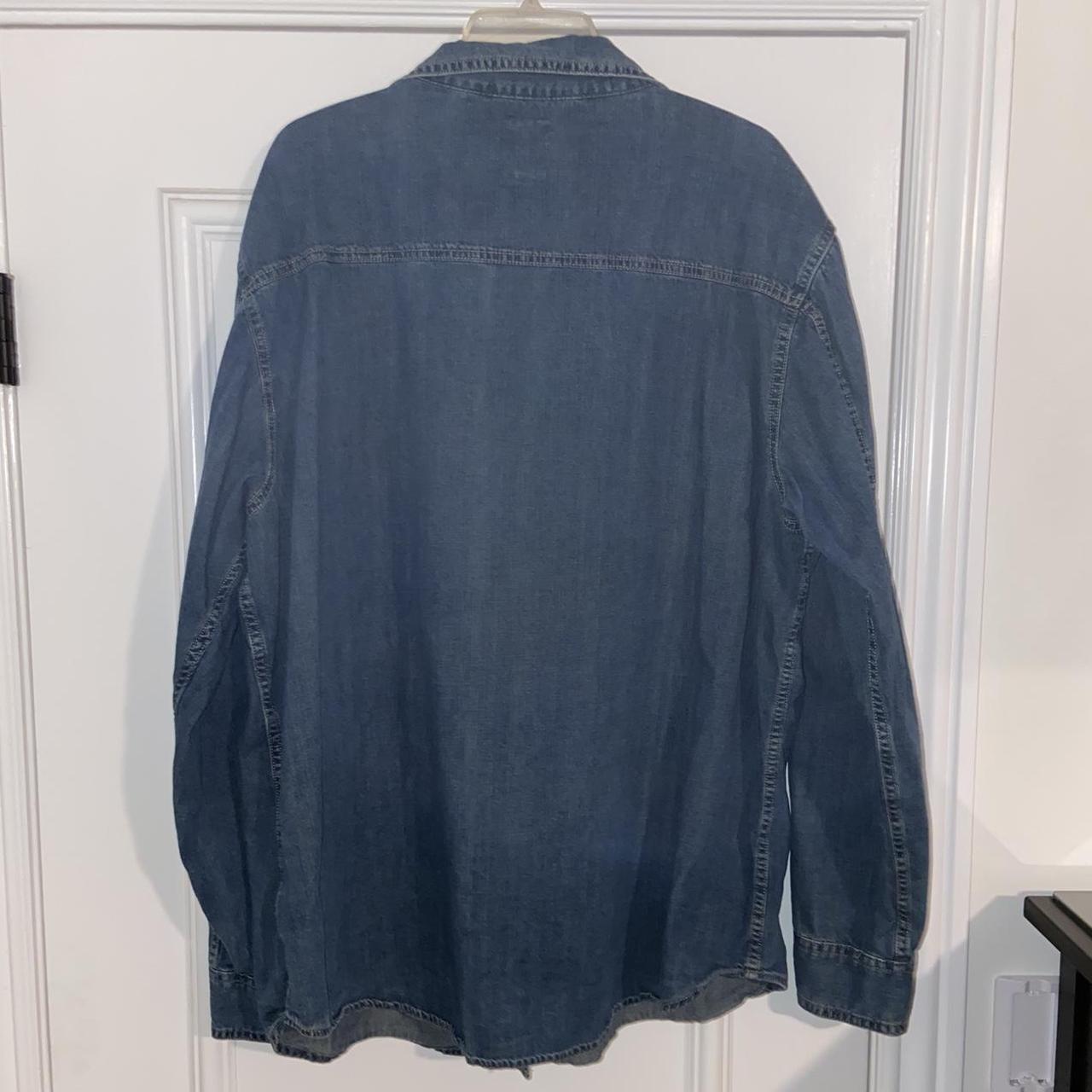 Really nice Levi’s button up long sleeve denim... - Depop