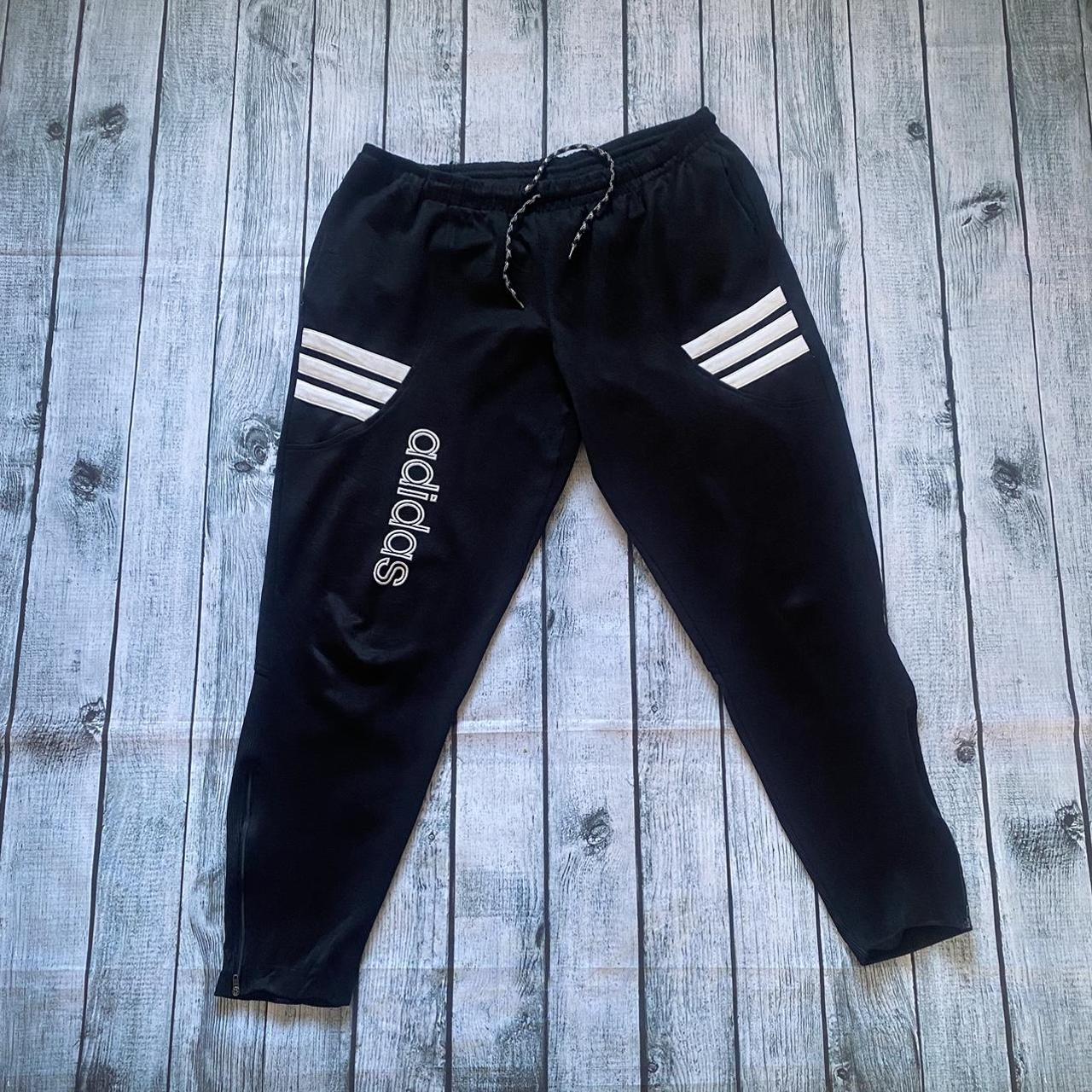 🌟🌟 Vintage 90’s Adidas Black tracksuit bottoms /