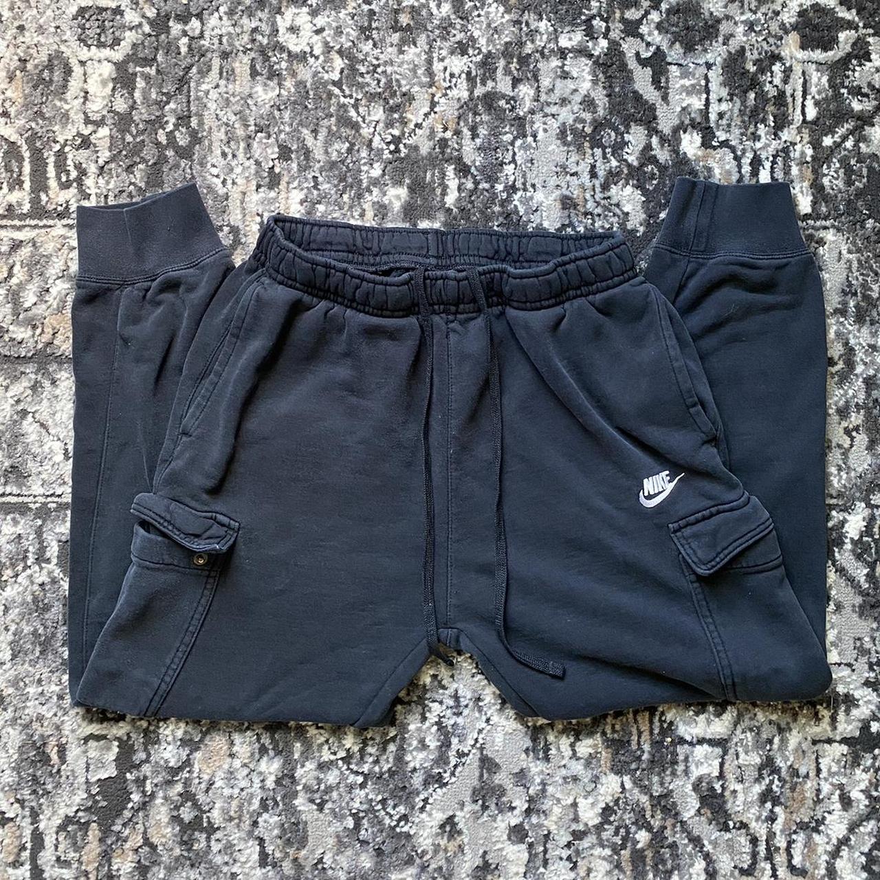 mens nike cargo joggers