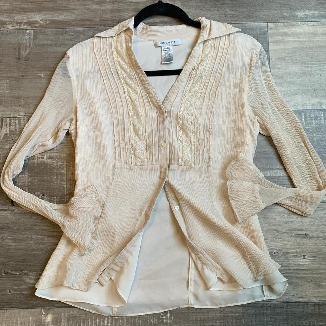 vintage 90s Nine west silk flowy button up -size 4... - Depop