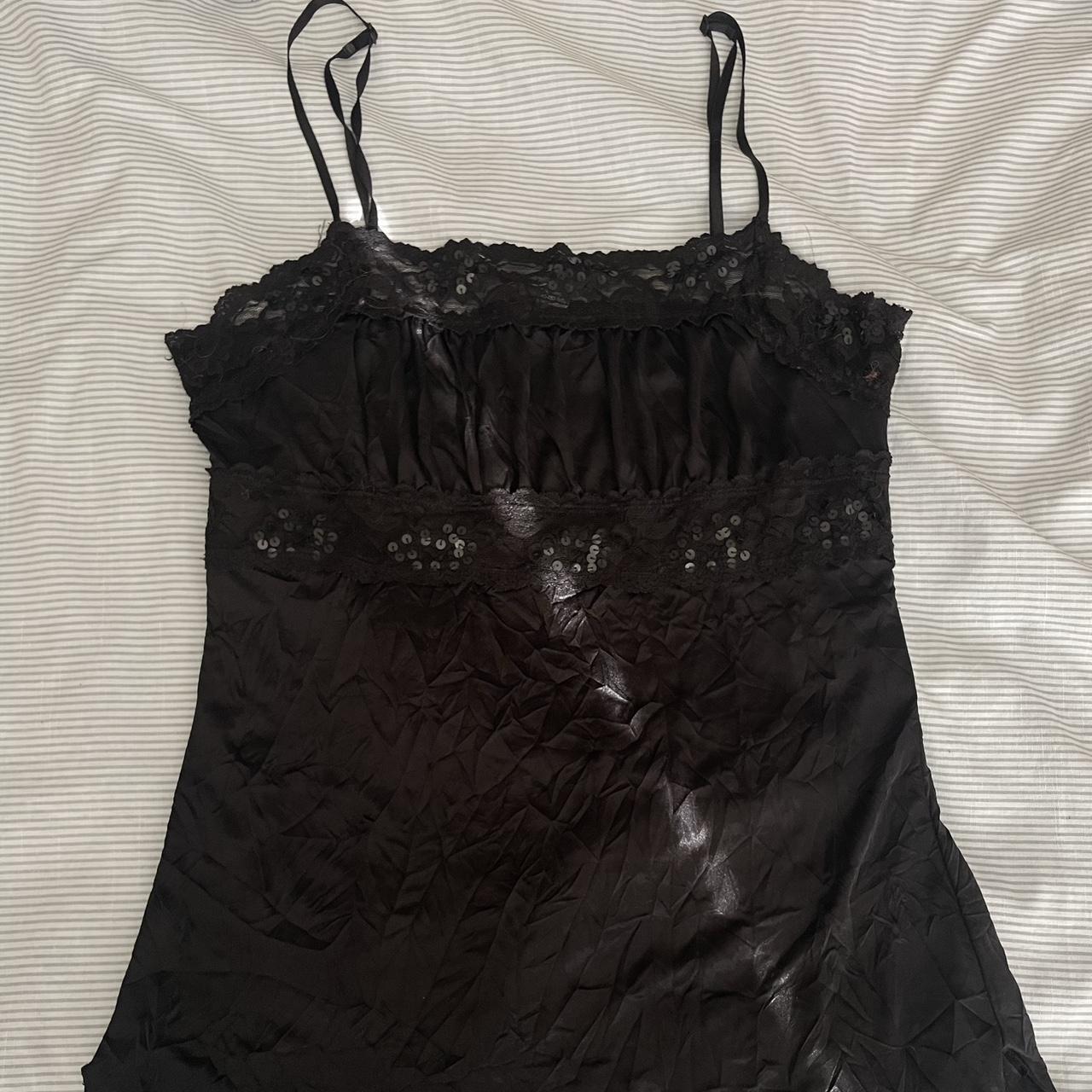 vintage Lacy black tank top -size says large but... - Depop