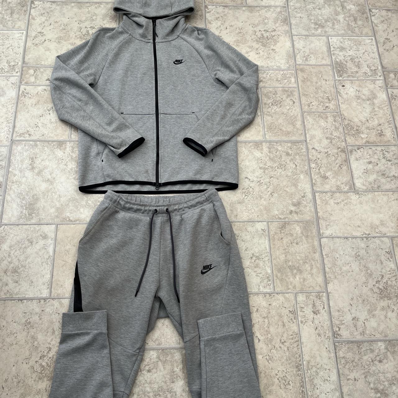 new season nike tech tracksuit