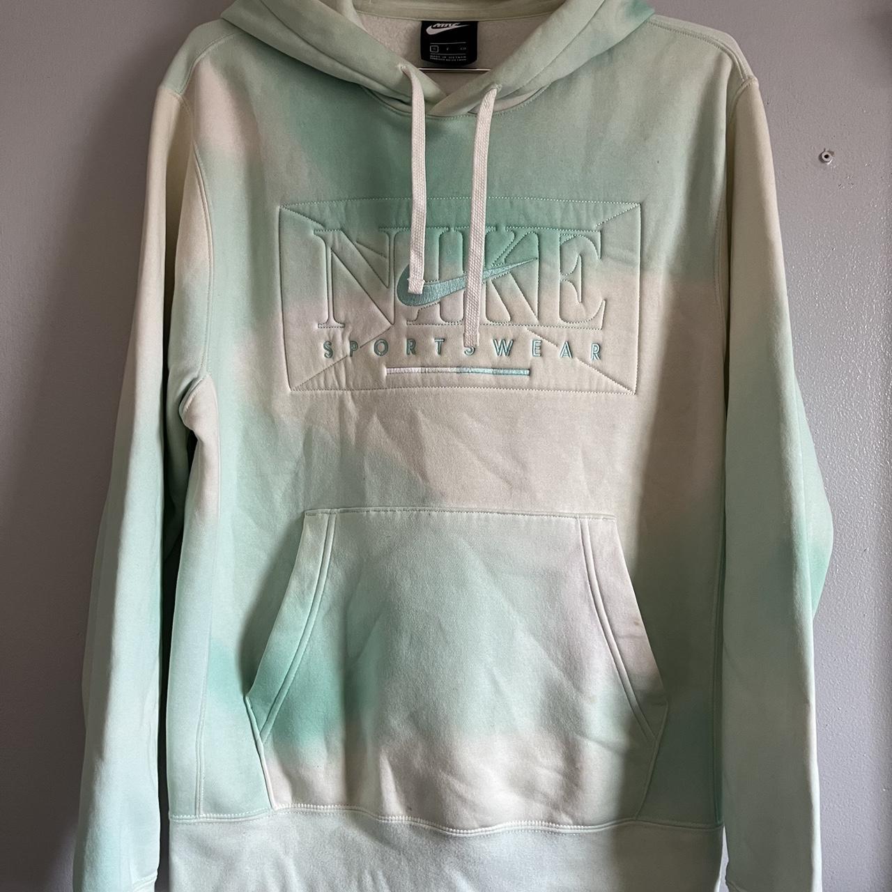 Seafoam Nike hoodie size small - Depop