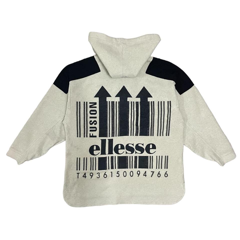 Ellesse Multi Adventure Gear Thinsulate Entrant | Depop