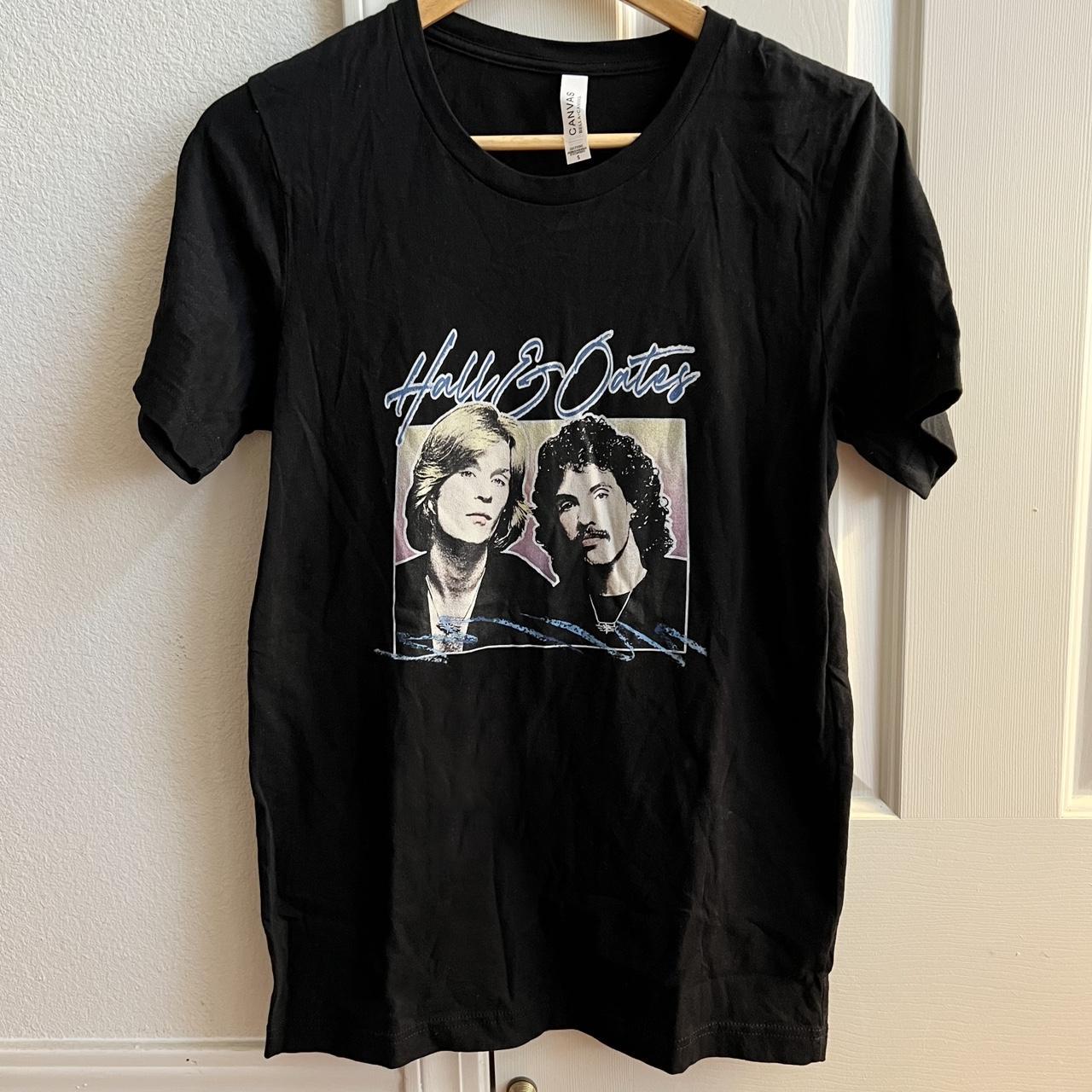 hall & oates graphic band tee 🎸🎶 size S pit to pit:... - Depop