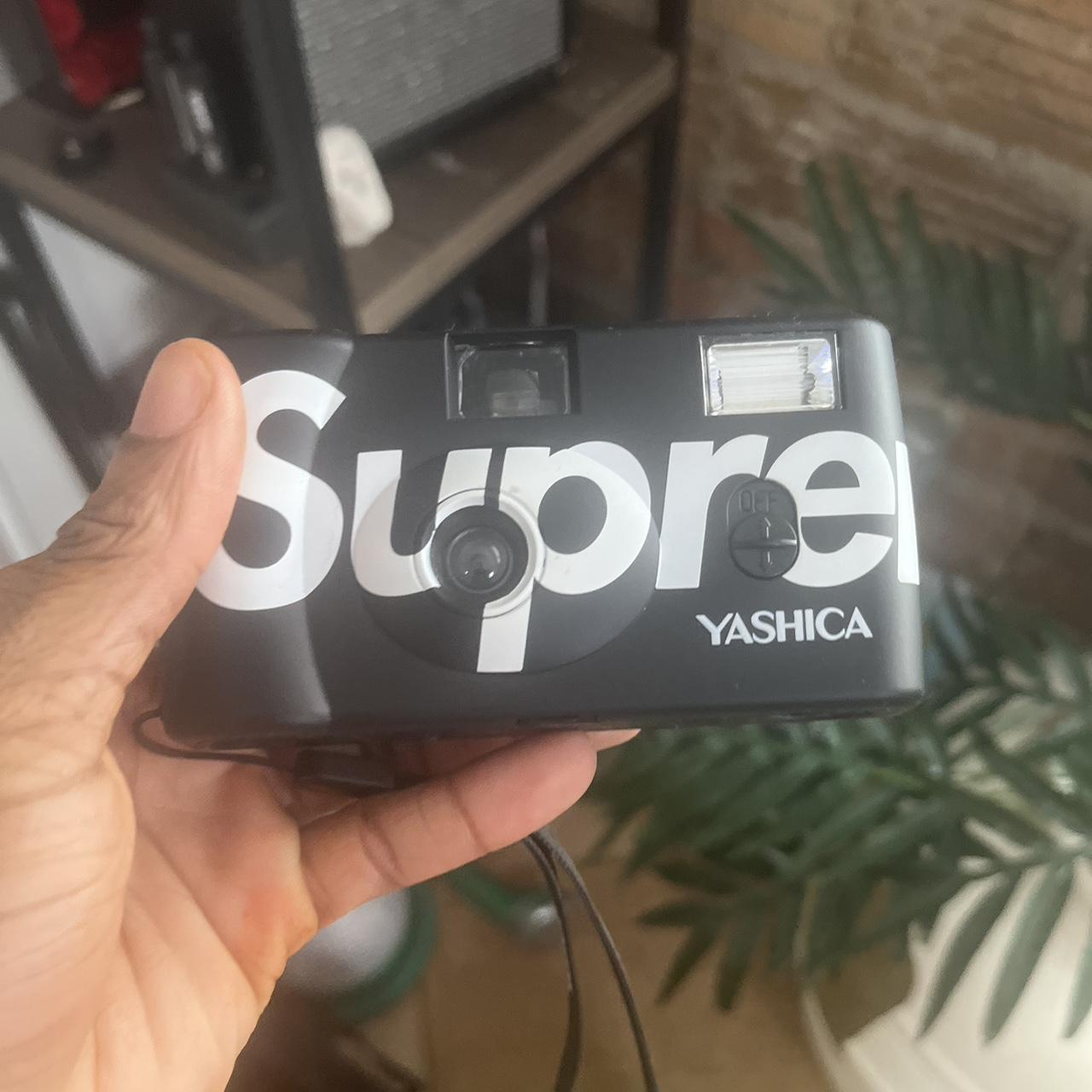 全国無料新品Supreme Yashica MF-1 Camera Red フィルムカメラ