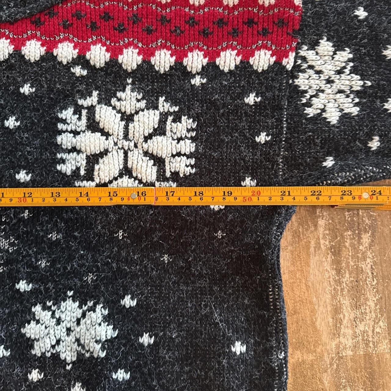 Source Unknown Women's Sweater - Grey/Red - L – C… - image 4