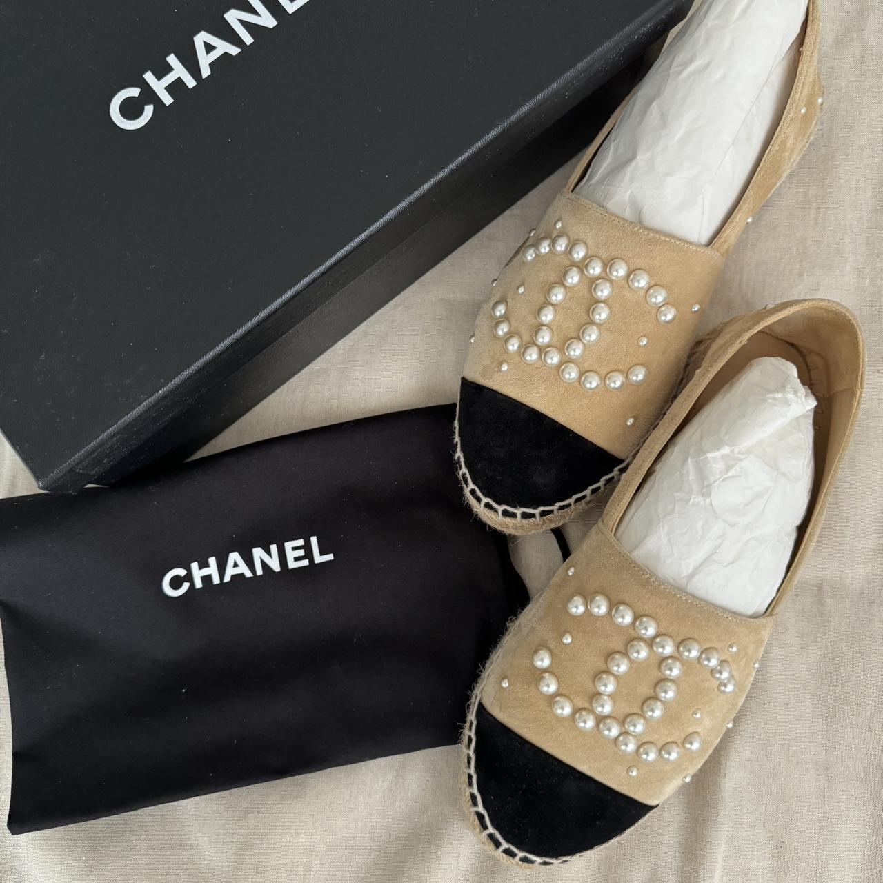 CHANEL Suede Pearl CC Espadrilles SIZE 37 Beige Depop