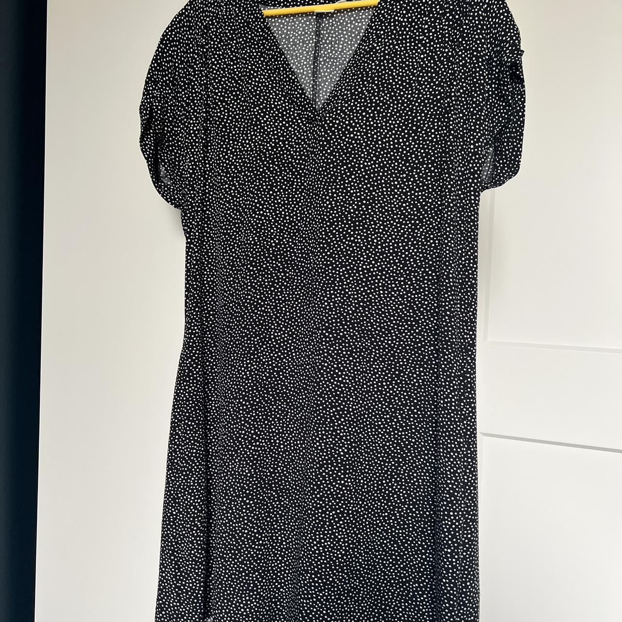 Gap dress with pockets. Loose fitting style with... Depop