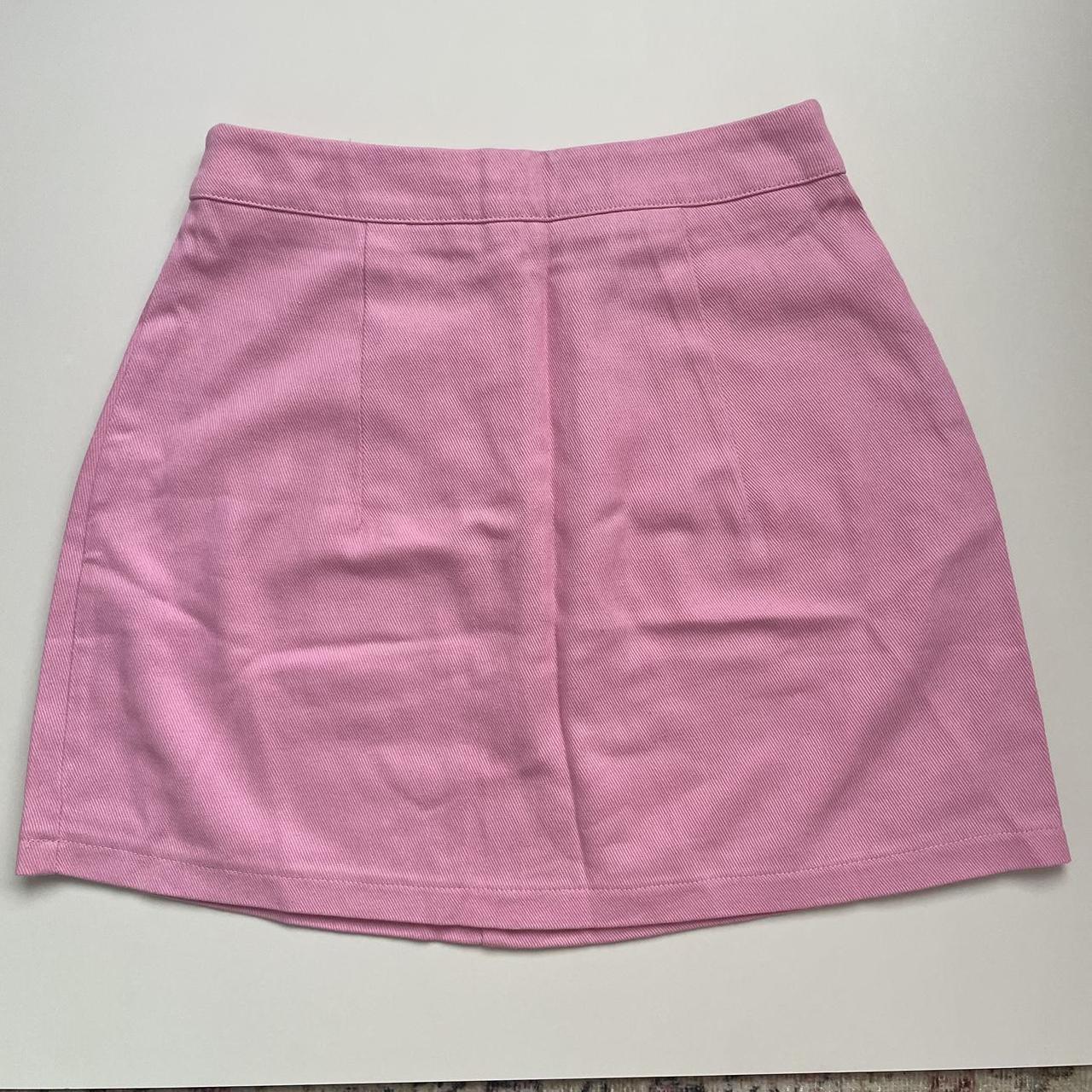 Princess Polly pink mini skirt. Perfect for a party... - Depop