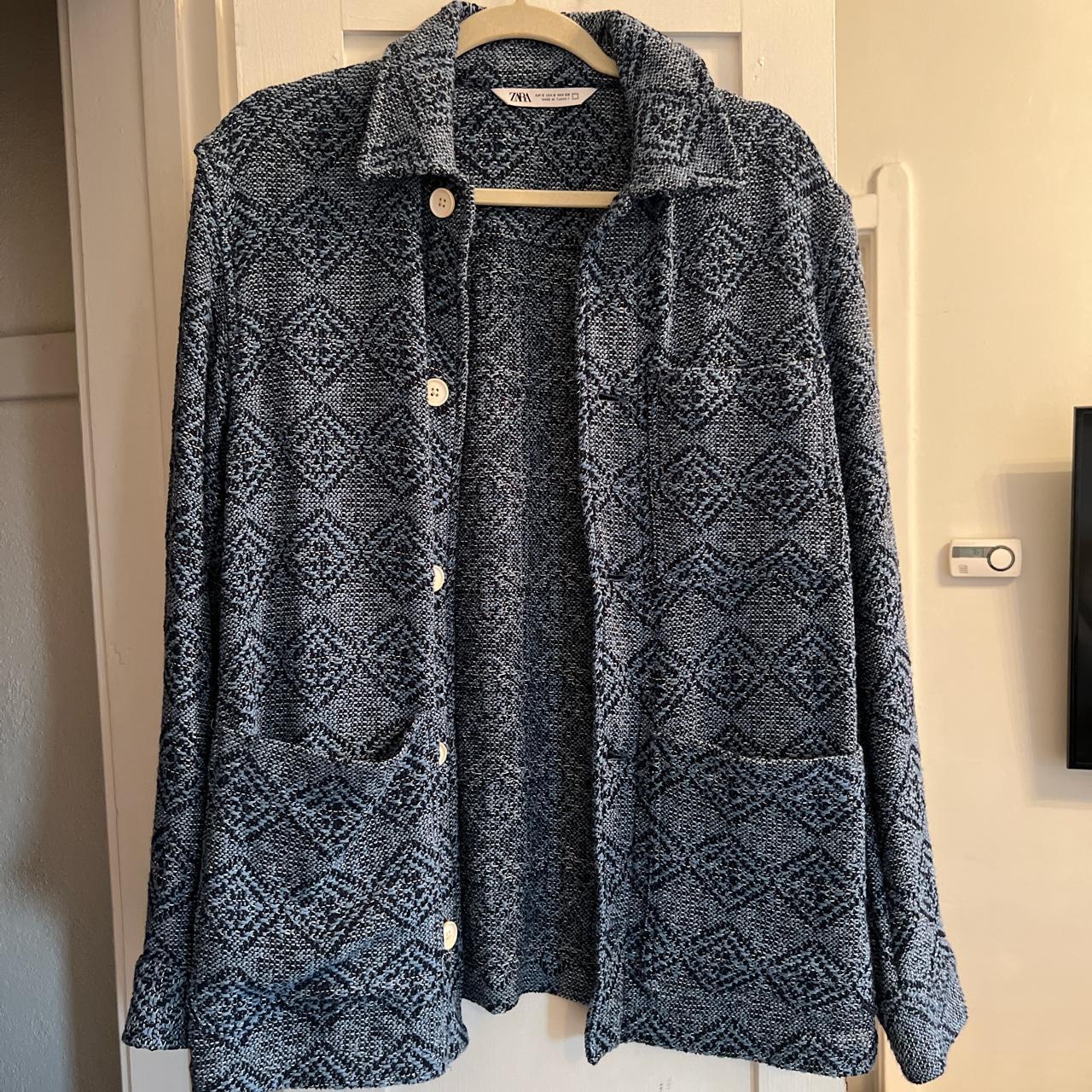 Zara overshirt/jacket/cardigan Never worn Size small - Depop