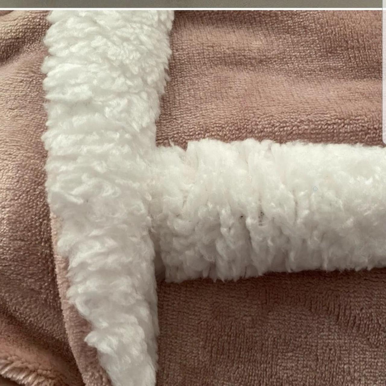 Ugg fleece clearance blanket